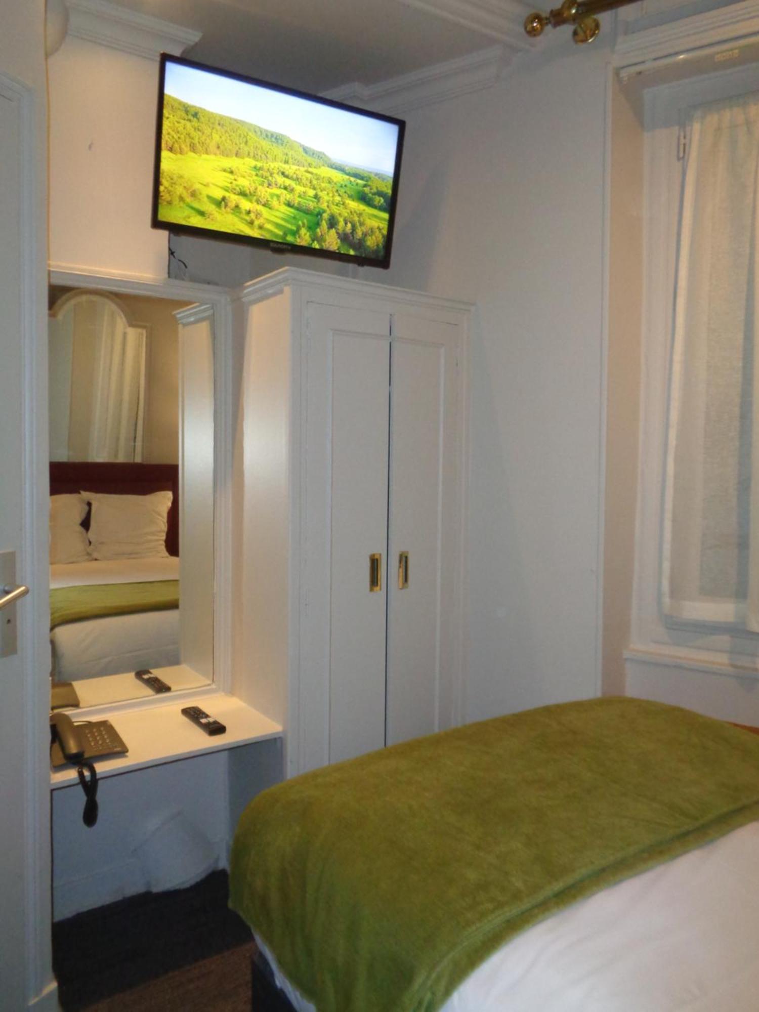 פריז Hotel Les Degres De Notre Dame מראה חיצוני תמונה