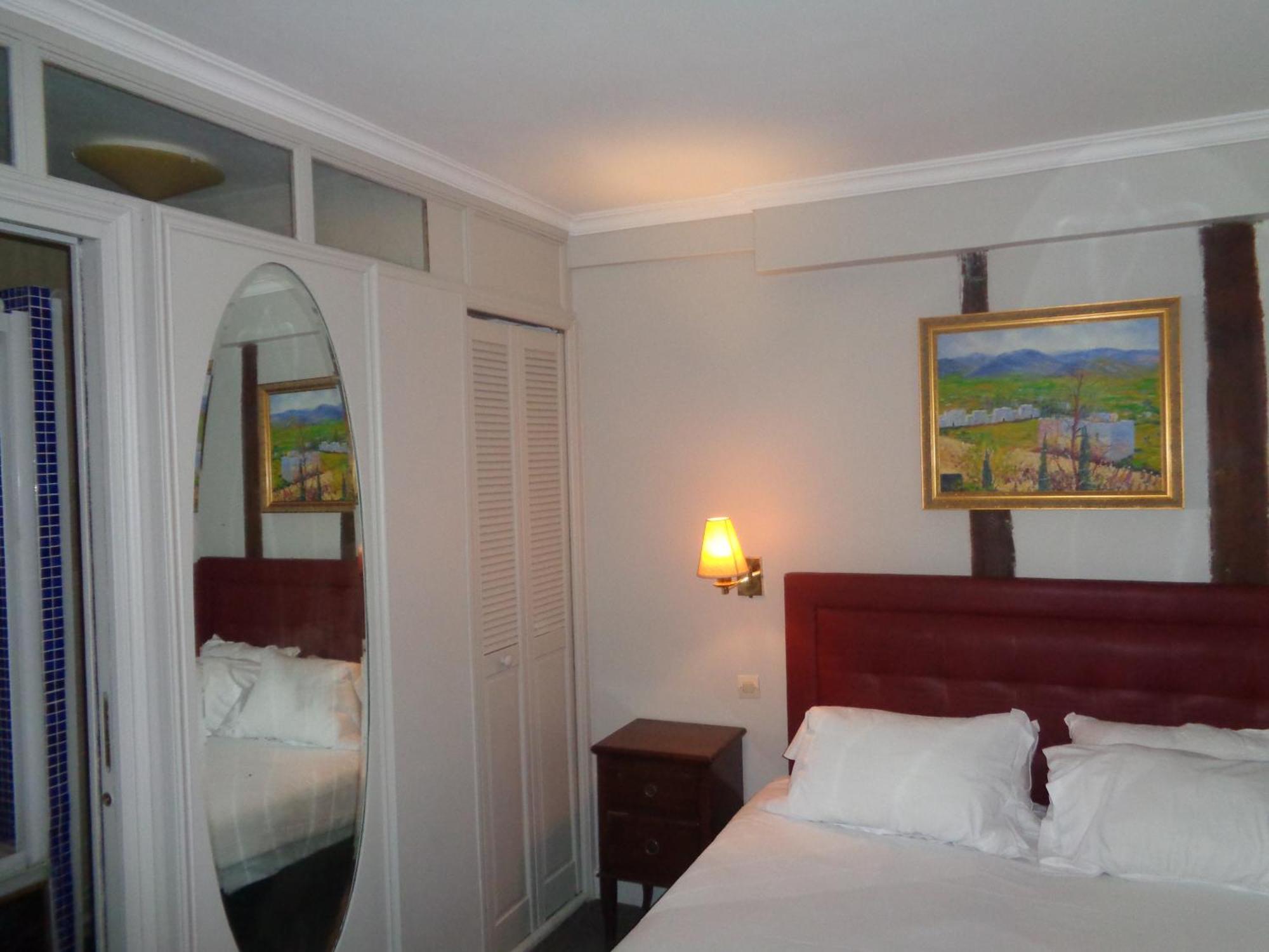 פריז Hotel Les Degres De Notre Dame מראה חיצוני תמונה