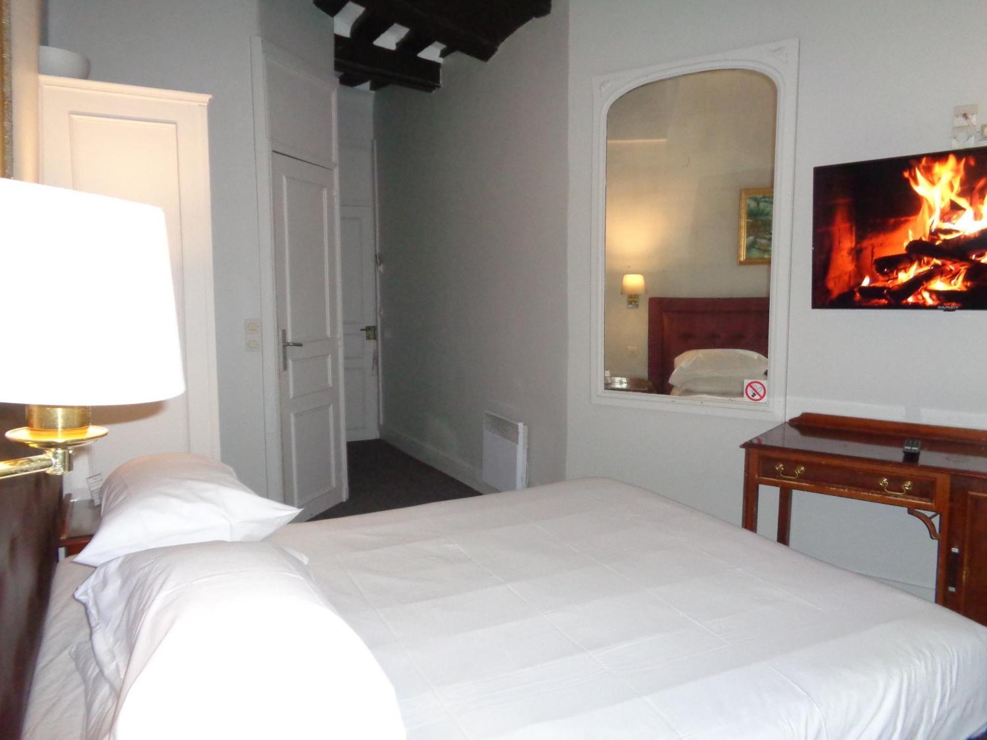 פריז Hotel Les Degres De Notre Dame מראה חיצוני תמונה